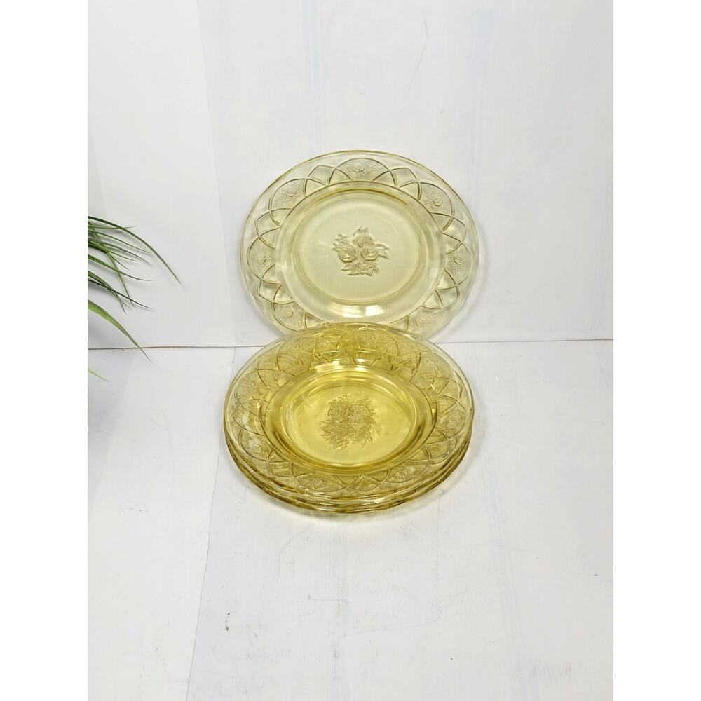 Vintage Federal Glass Rosemary Dutch Rose Amber Yellow Dinner Plates 1930s Set